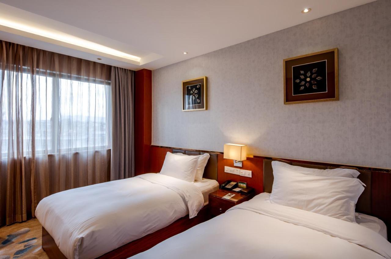 Yiwu Wendemu International Hotel Exterior foto
